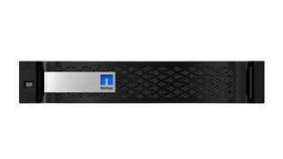 Immagine dell lato anteriore di un PCT E2800 con logo NetApp